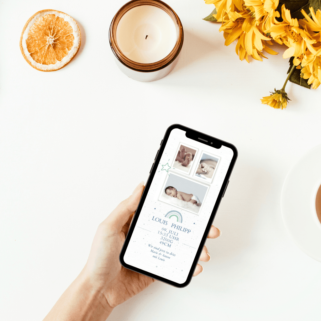 Wunderschöne digitale Babykarte mit ingesamt drei Fotos und den Daten des Babys. Ein kleiner Regenbogen ziert die digitale Babykarte.