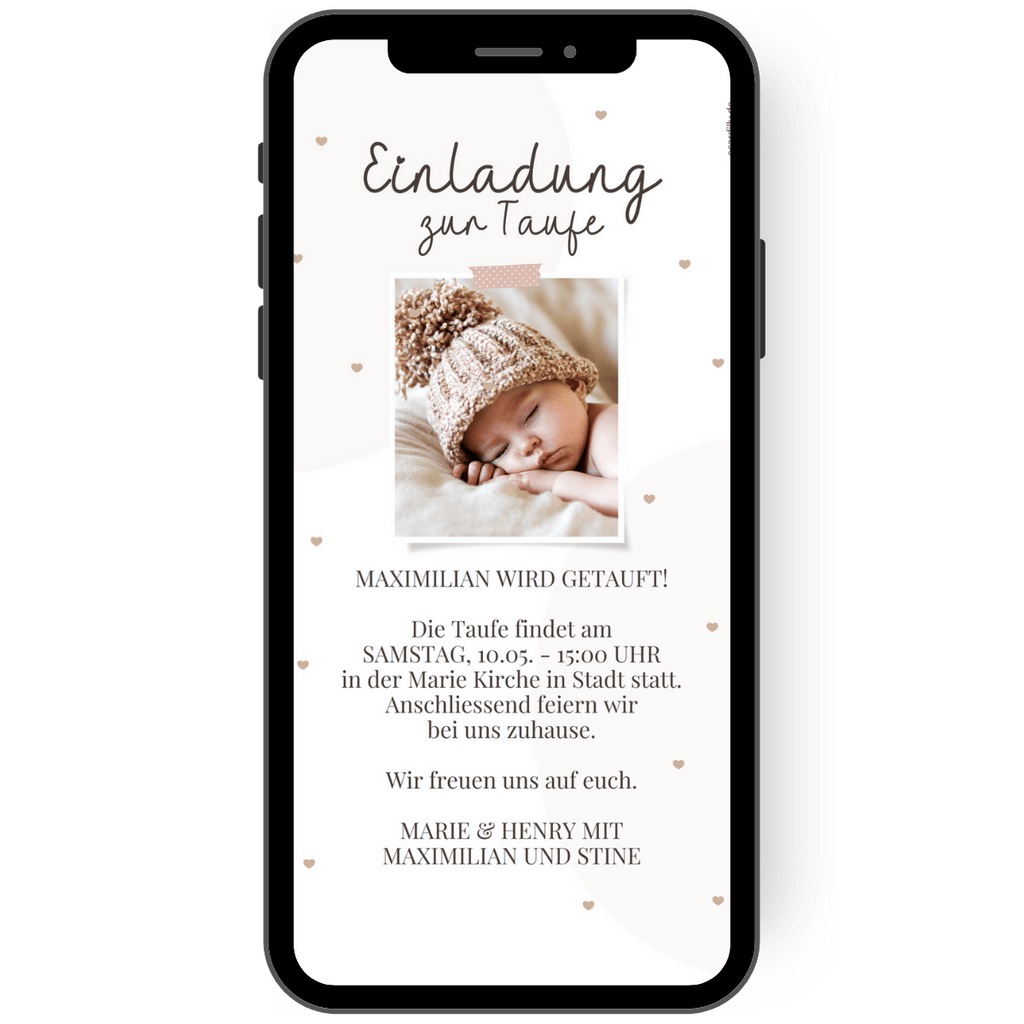 Babykarte in beige mit kleinen Herzen und einem Foto. Liebevolles Layout.