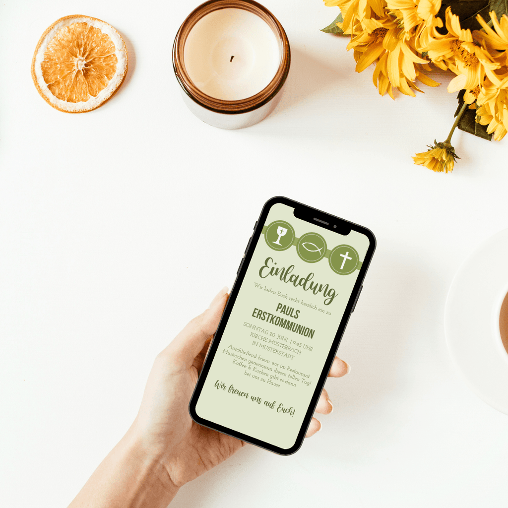 Tolle digitale Einladungskarte als eCard mit den kirchlichen Symbolen Kelch, Fisch, Kreuz. Diese Einladungskarte in grün kannst du einfach mit deinem Smartphone über whatsapp versenden.