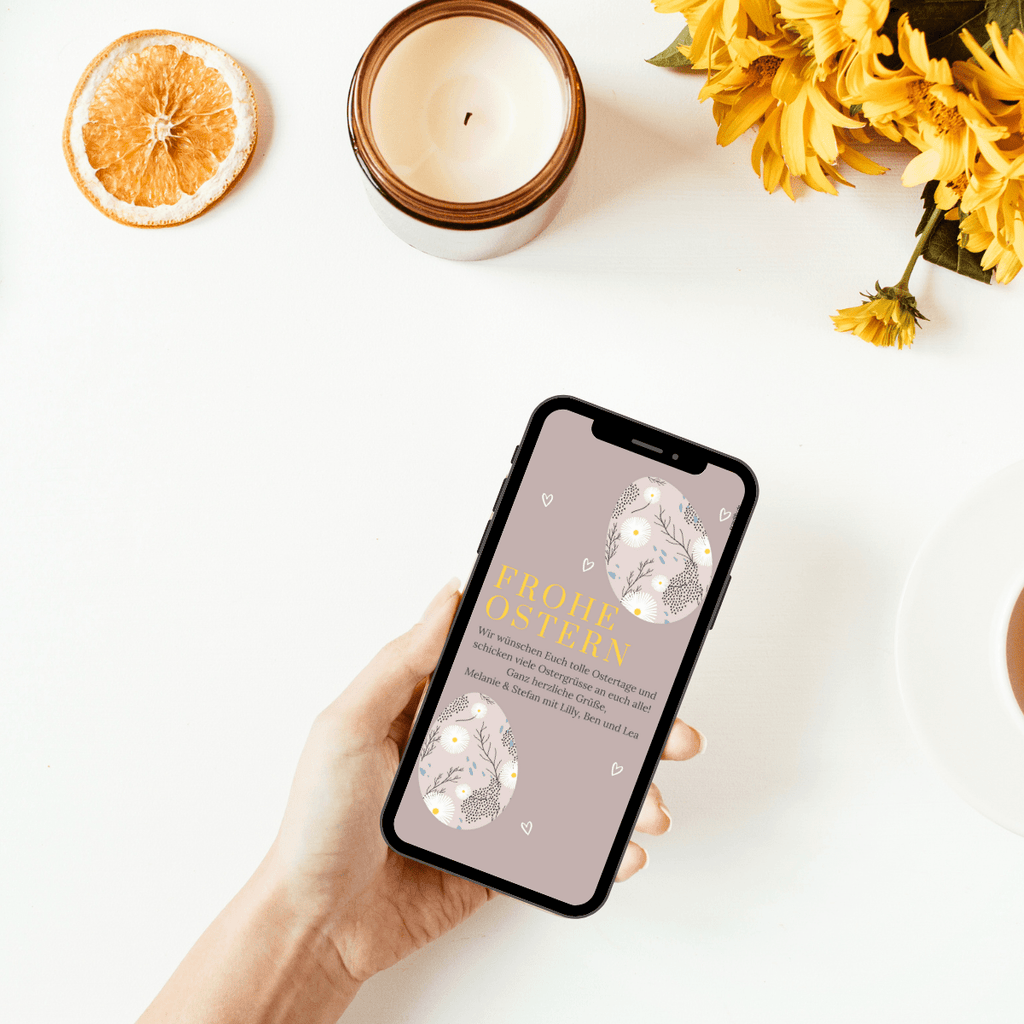 Mit einer digitalen Grußkarte zum Osterfest kannst du Freunde Bekannte Kollegen überraschen. Grußkarte mit Ostereiern in gelb, weiss, braun und fröhlicher Aufschrift Frohe Ostern. Versende schnell und einfach Ostergrüße oder eine Osterpostkarte mit deinem Smartphone.