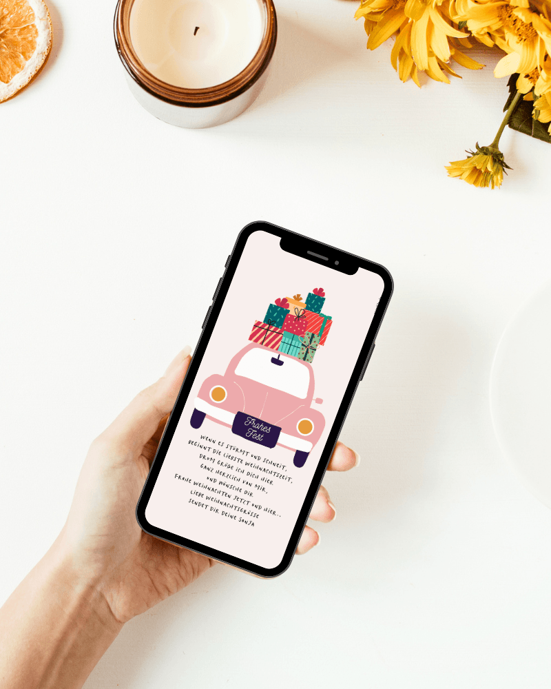 Tolle Weihnachtskarte für WhatsApp Weihnachtgruesse in rosa mit Auto und kleinen Geschenken. Ganz einfach personalisieren de